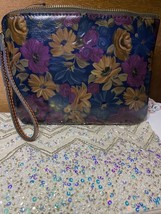 PATRICIA NASH Leather Peruvian Painting Blue Floral Wristlet  - £39.06 GBP