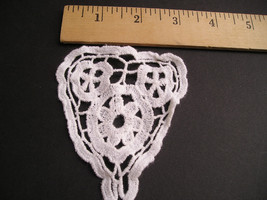 WHOLESALE LOT 24 NEW 3-4&quot; Elongated White Crochet HEART SHAPED DOILY DOI... - £9.34 GBP