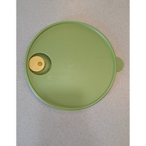 Tupperware green lid with vent replacement 2651c-2 - £6.18 GBP