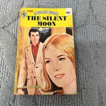 The Silent Moon Romance Paperback Book by Jan Andersen Harlequin Books 1971 - £9.60 GBP
