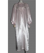 VTG Nicole Satiny Pink Embroidered Eyelets Flowers Collar Yoke Nightgown... - $68.37 CAD