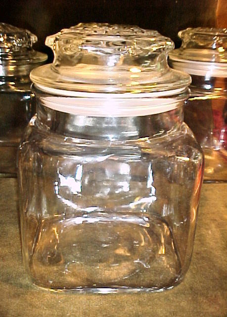 ANCHOR HOCKING APOTHECARY CANISTER-w/GASKET 4½" SQ; 6½"TALL;4¾"w/o LID-STORAGE - $24.99