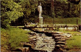 Jack Daniel&#39;s Statue and Spring Tennessee Postcard PC280 - £3.98 GBP