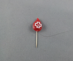 Canada Red Cross - Vintage Blood Droplet Pin - Made of plastic - £9.41 GBP