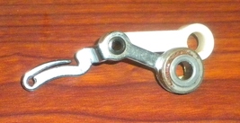 Singer 2502C  Thread Take-Up Lever #445672 Used Working Metal/Plastic Part - $10.00