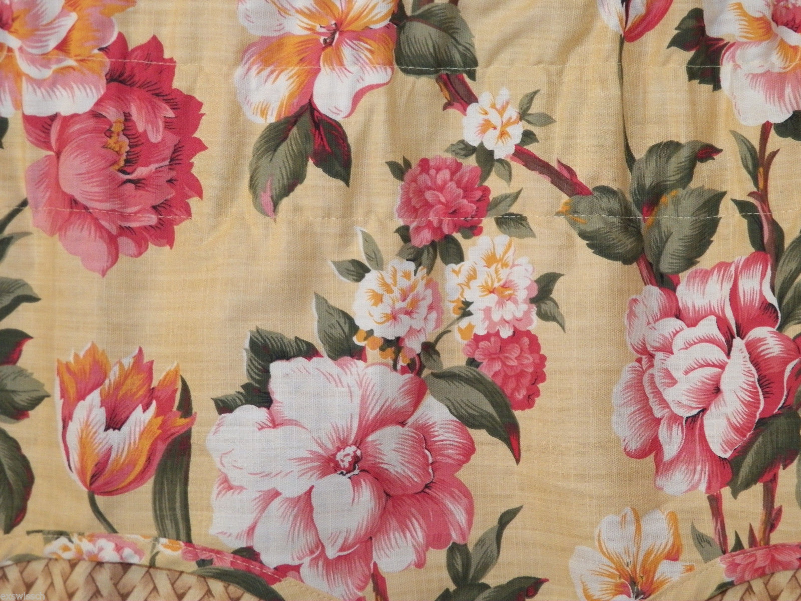 American Living ~ Curtain Valance ~ (1) Mint Condition - $20.00