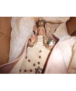 Infant of Prague in original box dresed in pale pink 1950&#39;s or early 60&#39;... - $27.74 CAD