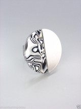 NATURAL Mother of Pearl Shell Inlay Silver Satin Metal Ring - £5.99 GBP