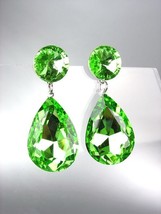 GLITZY Light Peridot Green Czech Crystals Bridal Queen Pageant Prom Earrings - £20.14 GBP