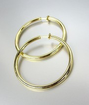 Classic Lightweight Gold Metal Round 1 3/4&quot; Clip On Hoop Earrings - £11.85 GBP