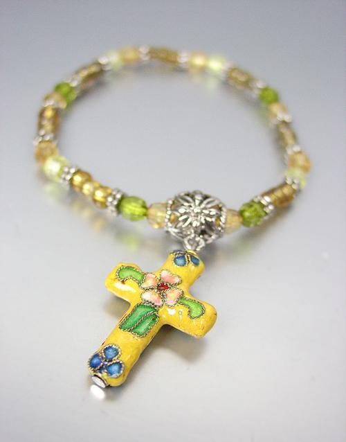 DECORATIVE Yellow Multi Cloisonne Enamel Cross Charm Beads Stretch Bracelet - £13.50 GBP