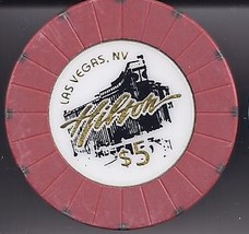 $5 Las Vegas Hilton Hotel Gold  Letter Casino Chip - £15.94 GBP