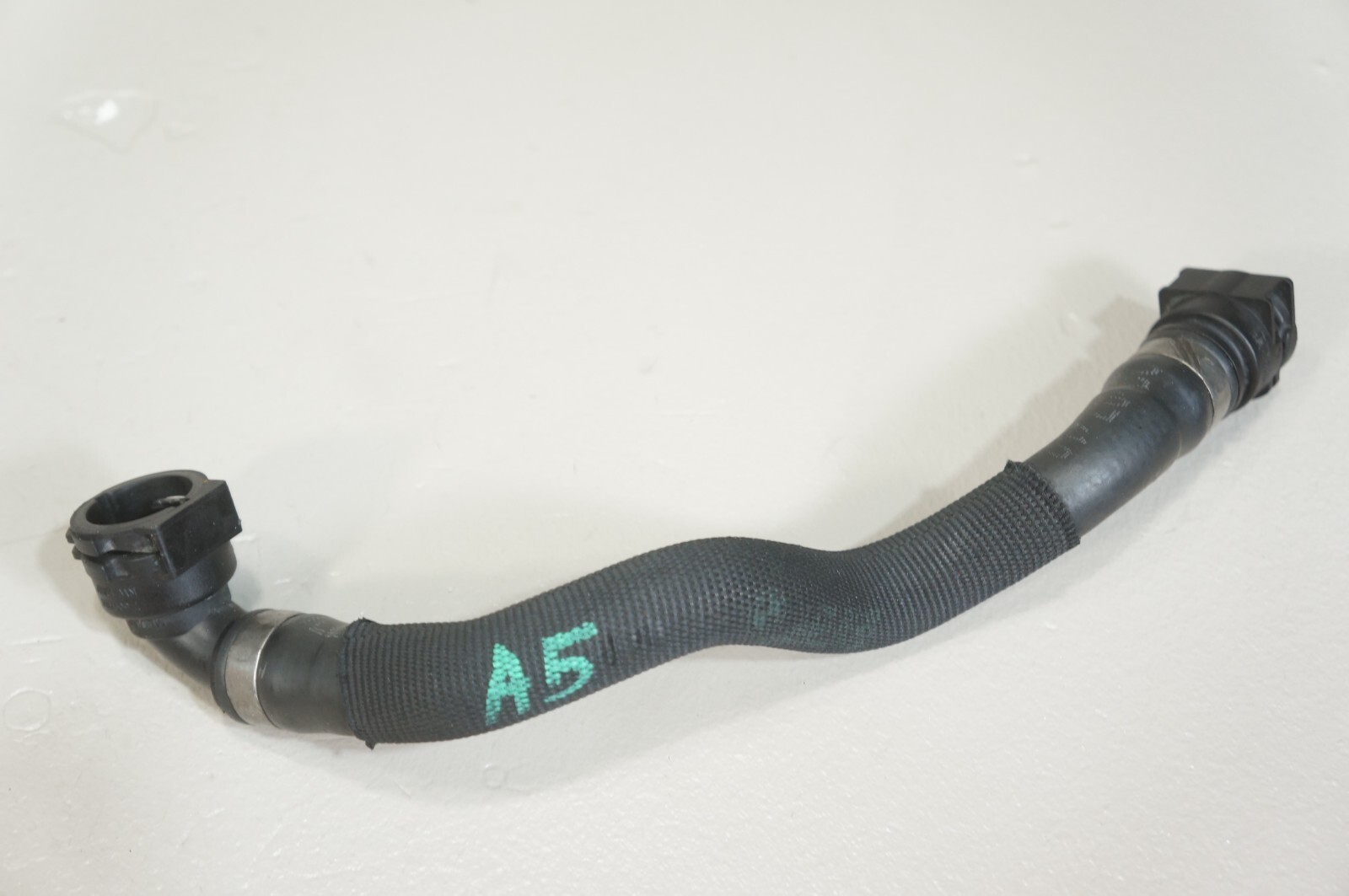 09-2013 bmw x5 e70 3.0l xDrive35d radiator water coolant hose line 7794157 Item image 4