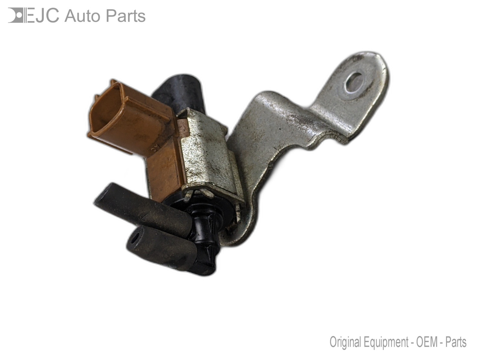 Vacuum Switch For 15-16 Nissan Murano  3.5  4wd - $19.75