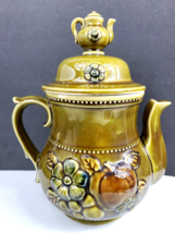 Mint Vtg Faux COFFEE/TEA Pot W/LID Daisy Motif Green Majolica Glaze Japan B54 - £36.07 GBP