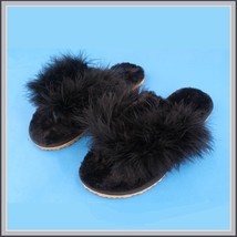 Soft Fuzzy Black Ostrich Feather Sheepskin Thong Slippers