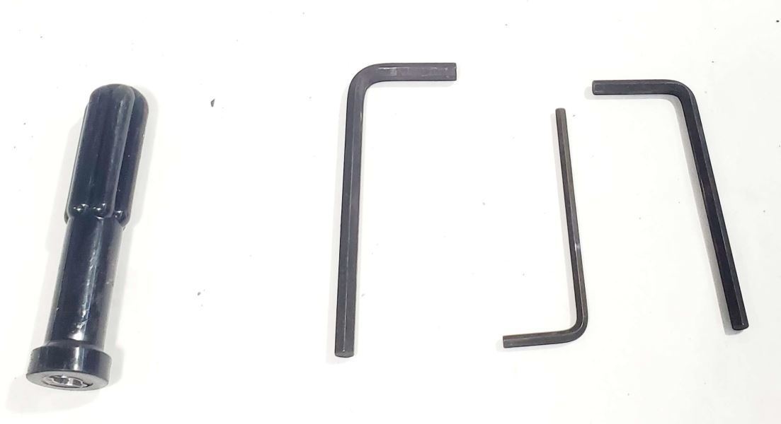 Tool Kit OEM 2006 Yamaha XVS1100 Item image 4