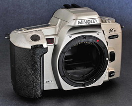 Minolta Maxxum STsi 35mm SLR 4 Students or Collection NICE - £15.16 GBP