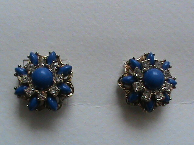 Primary image for NWT blue stone white rhinestones gold-tone stud earrings Banana Republic