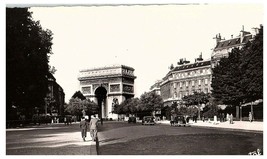 L&#39;Avenue Foch Arc de Triumph Paris France RPPC Postcard 1940s 50s Era - £17.35 GBP