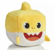 WowWee Pingfong Baby Shark Official Song Cube - Yellow Baby Shark Stuffed Plush - £7.08 GBP