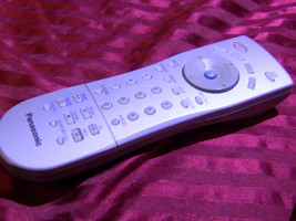 Panasonic TV/VCR Remote Control EUR7613Z6A CT20SL13 - $11.00