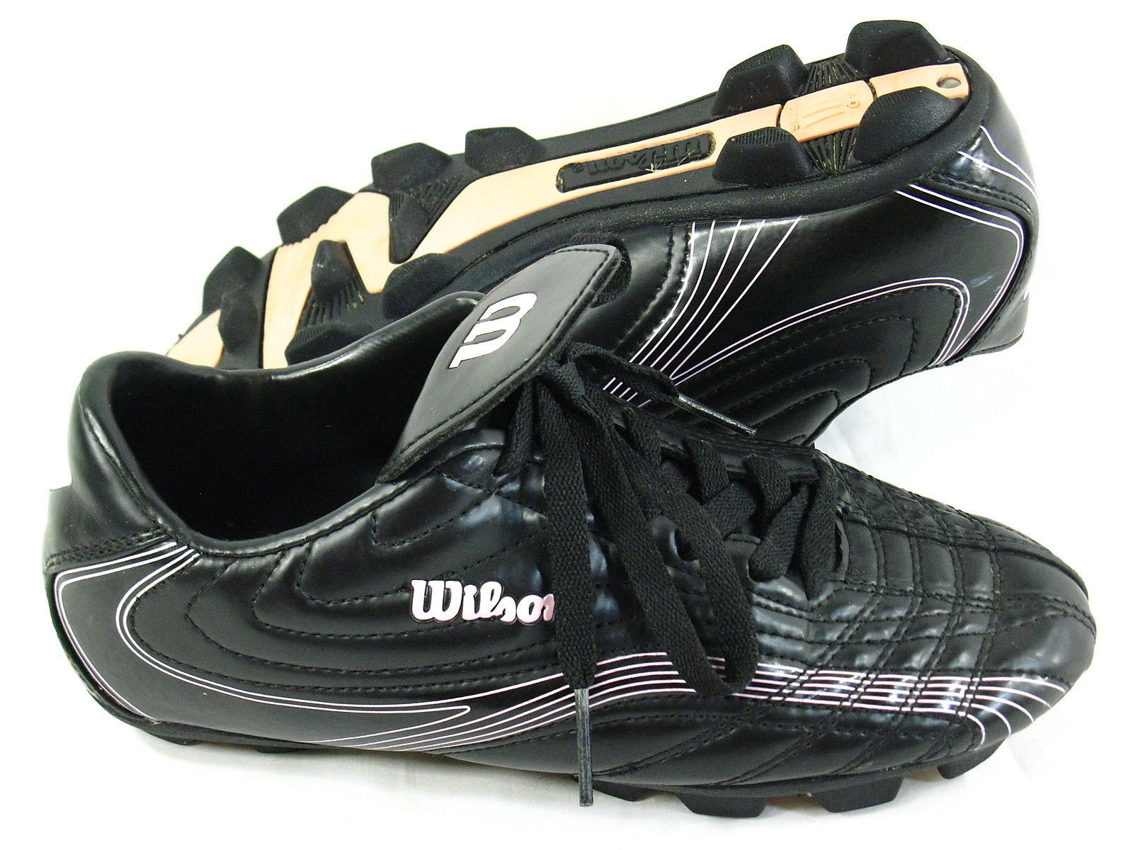 Wilson Soccer Cleats Youth Girls Size 5 US Black Pink Excellent - $7.63