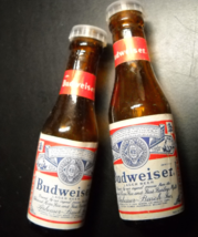 Budweiser Salt &amp; Pepper Shakers Long Neck Amber Bottles Made in Taiwan Boxed - £8.64 GBP