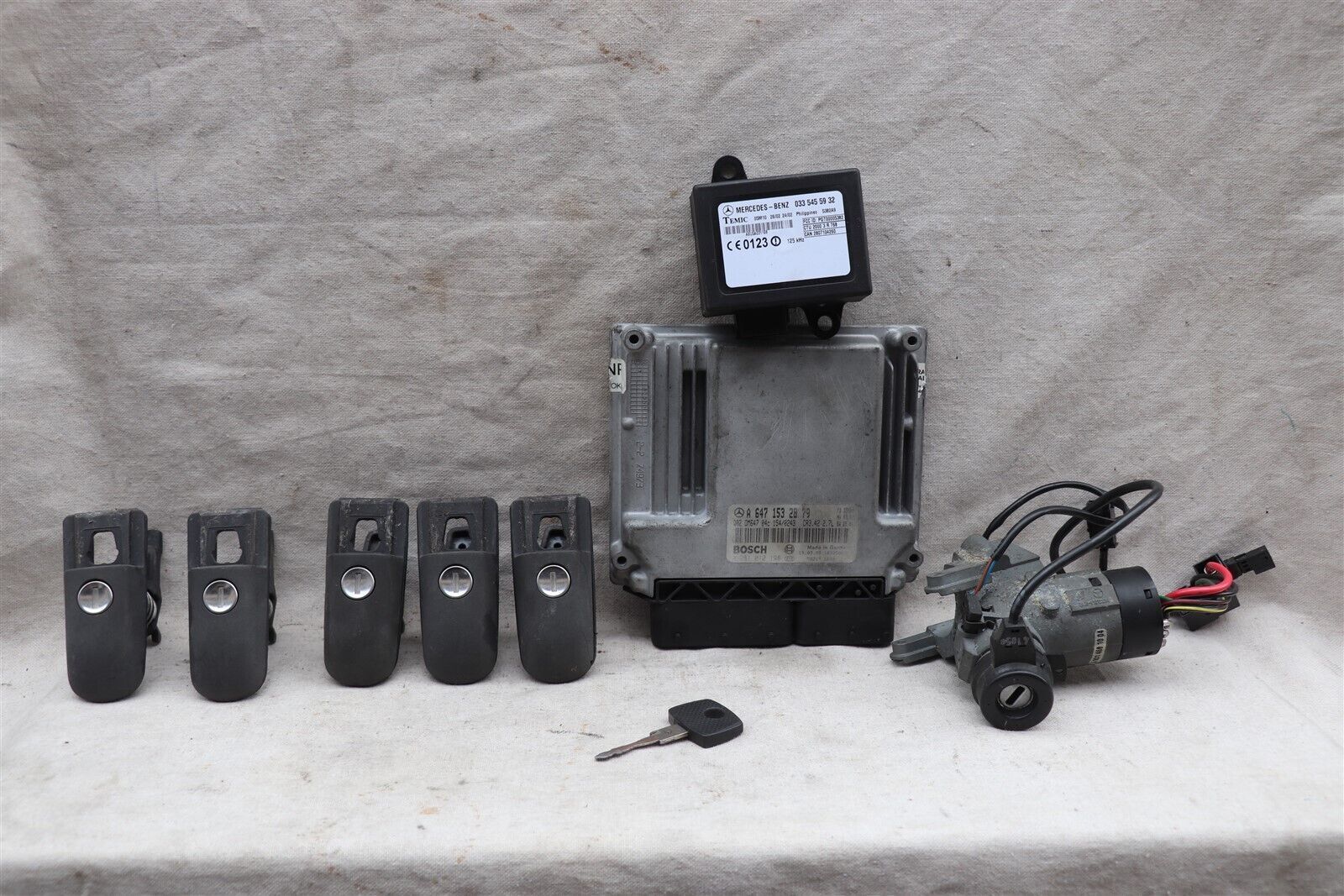 0506 Mercedes Dodge Sprinter Ignition Switch Skreem Doors Locks Key