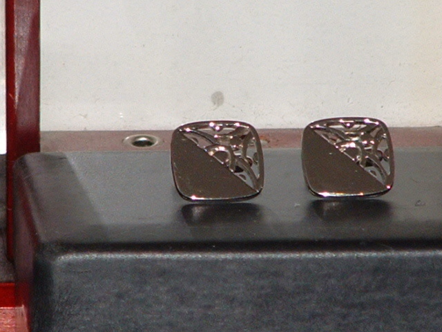 Mens Pre-Owned Silver Tone Fancy Square Design Cufflinks - $6.00