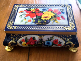 Vintage Fricke &amp; Nacke Hinged Footed Tin Box Western Germany Floral Kitsch - £10.97 GBP