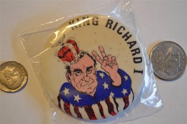 King Richard 1 ( Nixon ) 2 1/4&quot;  Pinback Botton Badge - £7.96 GBP