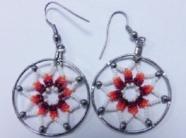 Native American Beaded Dream Catcher Earrings 1.25&quot; Dangle Hoop Star Orange Whit - £23.97 GBP
