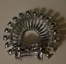 Vintage Silver Toned Semi-Circle Pin - £15.67 GBP