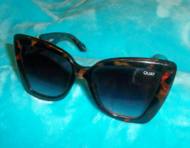 Quay CHAIN REACTION Tortoise shell Oversize Black Sunglasses - $150 - £23.32 GBP