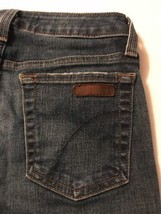 Joe&#39;s Jeans Women&#39;s Denim Karissa Curvy Boot Cut Stretch Distressed Size 26 X 32 - £22.59 GBP