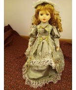 Porcelain Doll Victorian Green dress, umbrella,  blonde Hair, Blue Eyes,... - €11,72 EUR