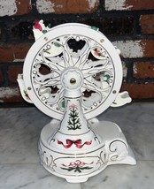 AVON Holiday Classic Ferris Wheel Musical Motion Christmas Santa Like Lenox EUC - £42.39 GBP