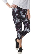 Lululemon Tranquil Crop in Kara Blossom Multi / Black Size 6 Womens Athl... - £32.69 GBP