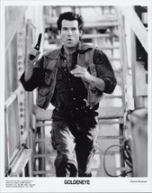 Pierce Brosnan 1998 original 8x10 photo running as James Bond in Goldeneye - $25.00