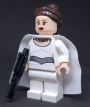 Lego Star Wars Princess Leia Celebration Outfit Minifigure 9495 - £23.03 GBP