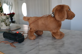 Vintage 1950&#39;s Battery Powered Dog (Japan) doesn&#39;t work - $29.99