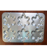 Wilton Blossom Cookie 6 Treat Pan Cake Pan 1999&quot; Flower 2105-8109 - $26.72 CAD
