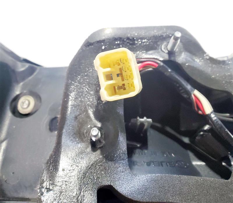 Rear Pair Taillight WRX SCRATCH OEM 2008 2009 2010 2011 Subaru Impreza Sedan Item image 9