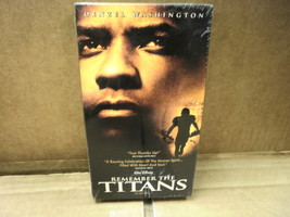 L44 REMEMBER THE TITANS DENZEL WASHINGTON DISNEY 1981 NEW VHS TAPE - $3.13