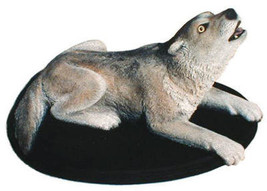 Timber Wolf sculpture - £54.06 GBP