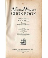 Vintage The American Woman&#39;s Cook Book - $475.91 MXN