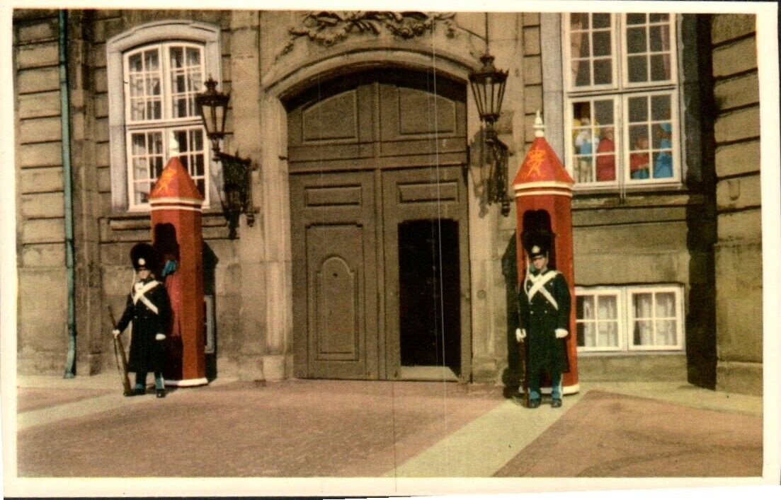 Primary image for Vintage 3.5x5.5 Postcard Copenhagen The Royal Life Guard Farvefoto