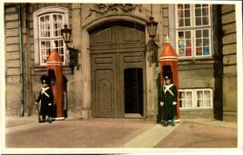 Vintage 3.5x5.5 Postcard Copenhagen The Royal Life Guard Farvefoto - £2.32 GBP