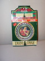 Coca Cola "Oiginal" Bottle Cap Trim-A-Tree Ornament (Circa 1938 Santa)  - £7.98 GBP